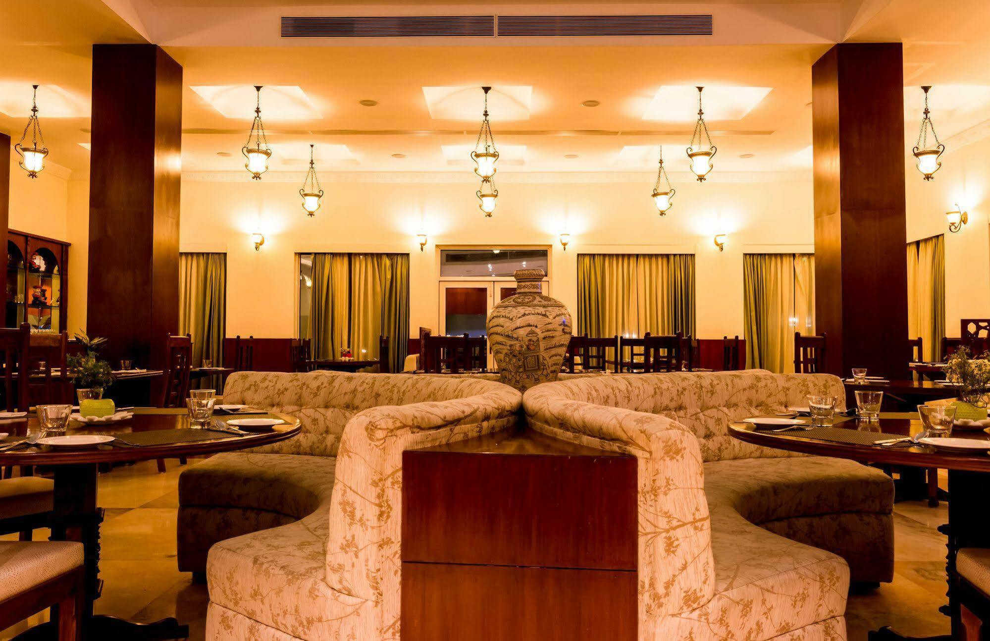 Hotel Pratap Mahal Pushkar Ihcl Seleqtion Zewnętrze zdjęcie